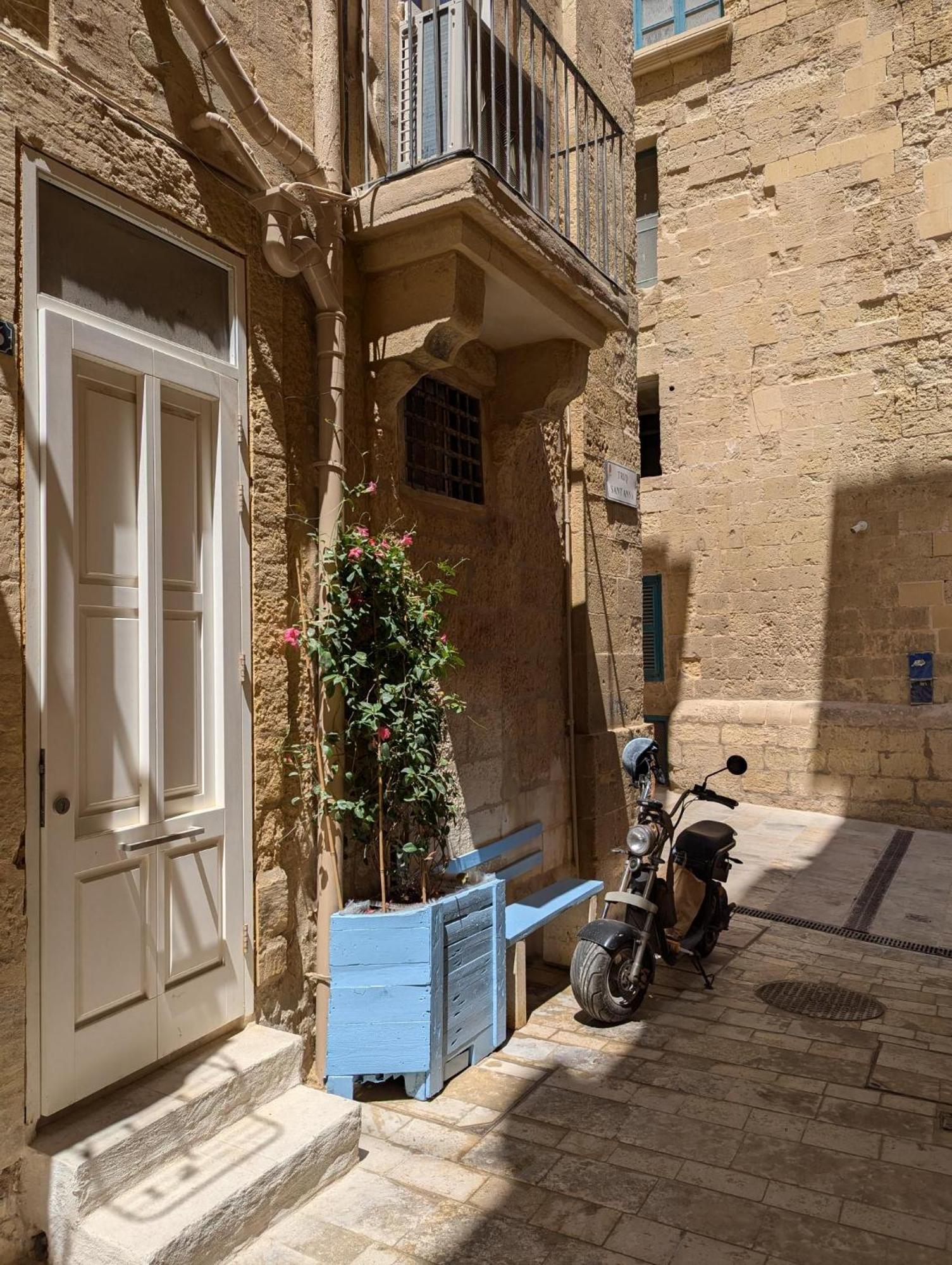 35, Boutique Escape * Valletta