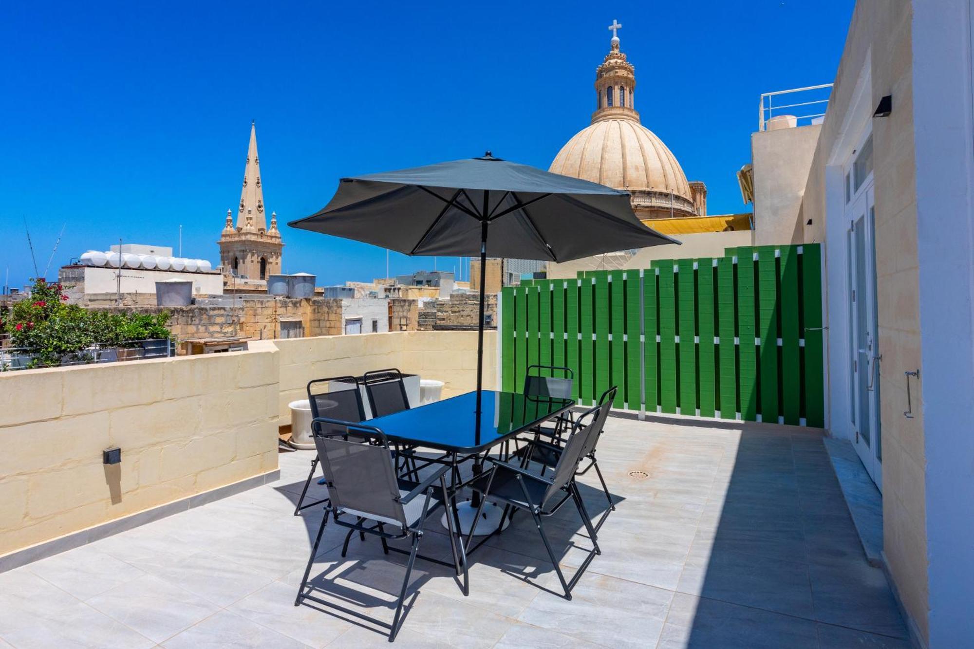 Penthouse Cathedral And Seaview Terrace Valletta