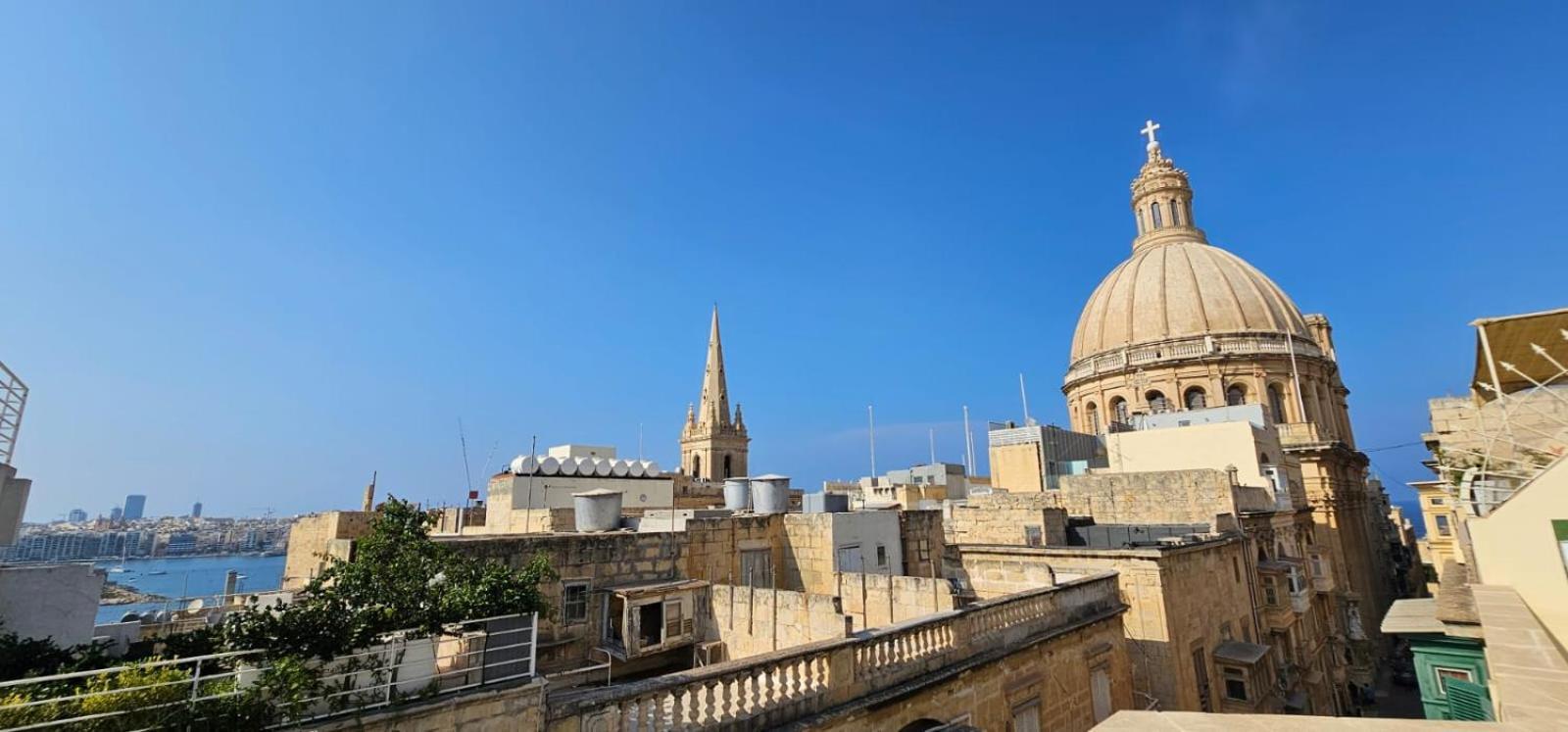 Penthouse Cathedral And Seaview Terrace Apartment *