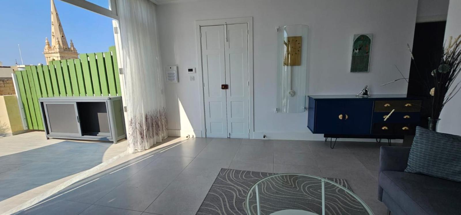 Penthouse Cathedral And Seaview Terrace *