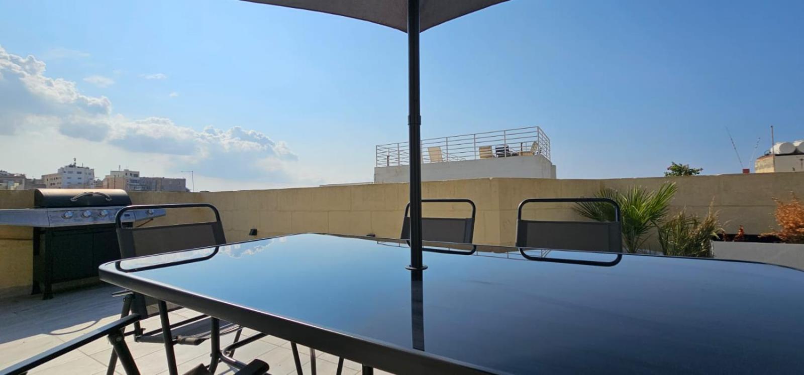 Apartment Penthouse Cathedral And Seaview Terrace Valletta