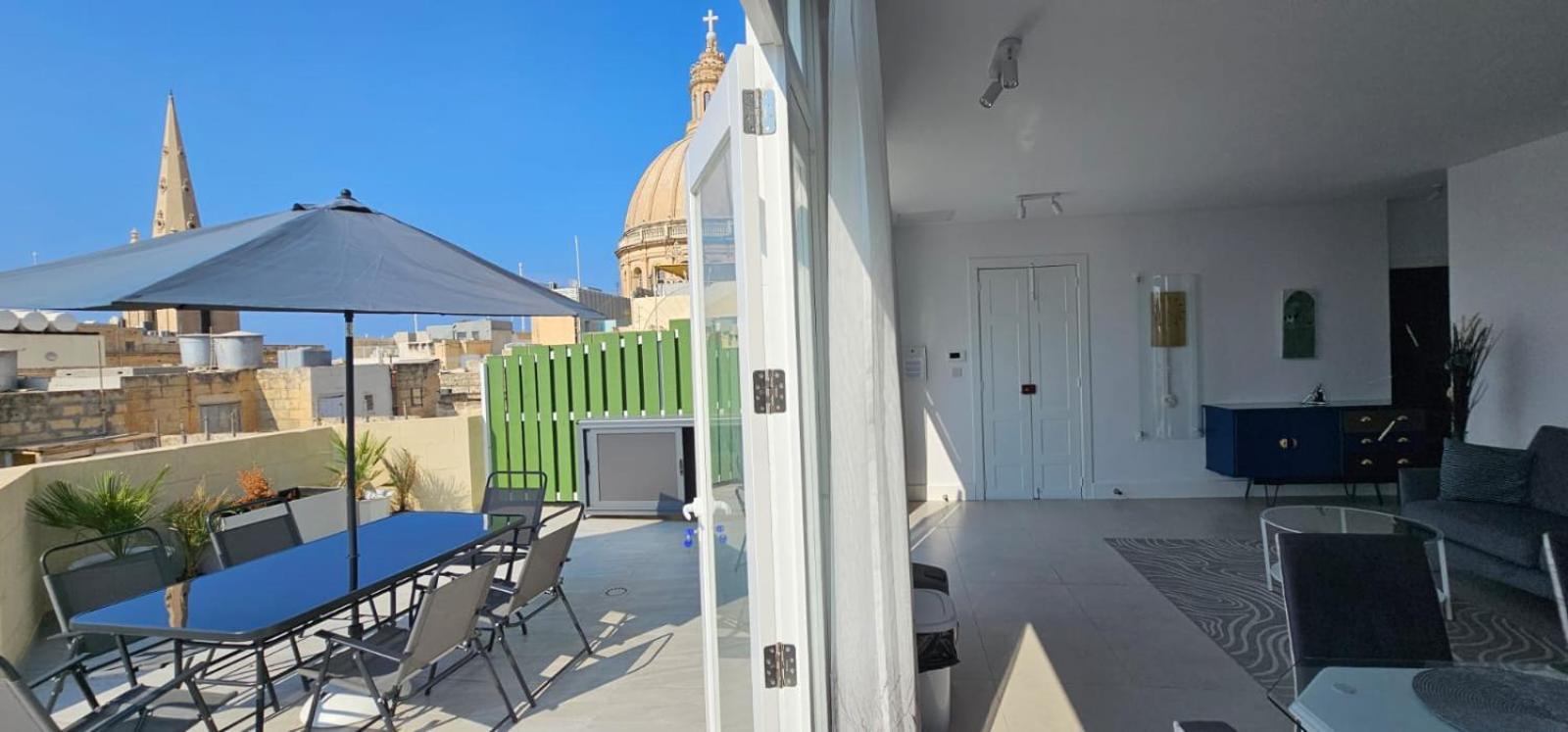 Penthouse Cathedral And Seaview Terrace Valletta
