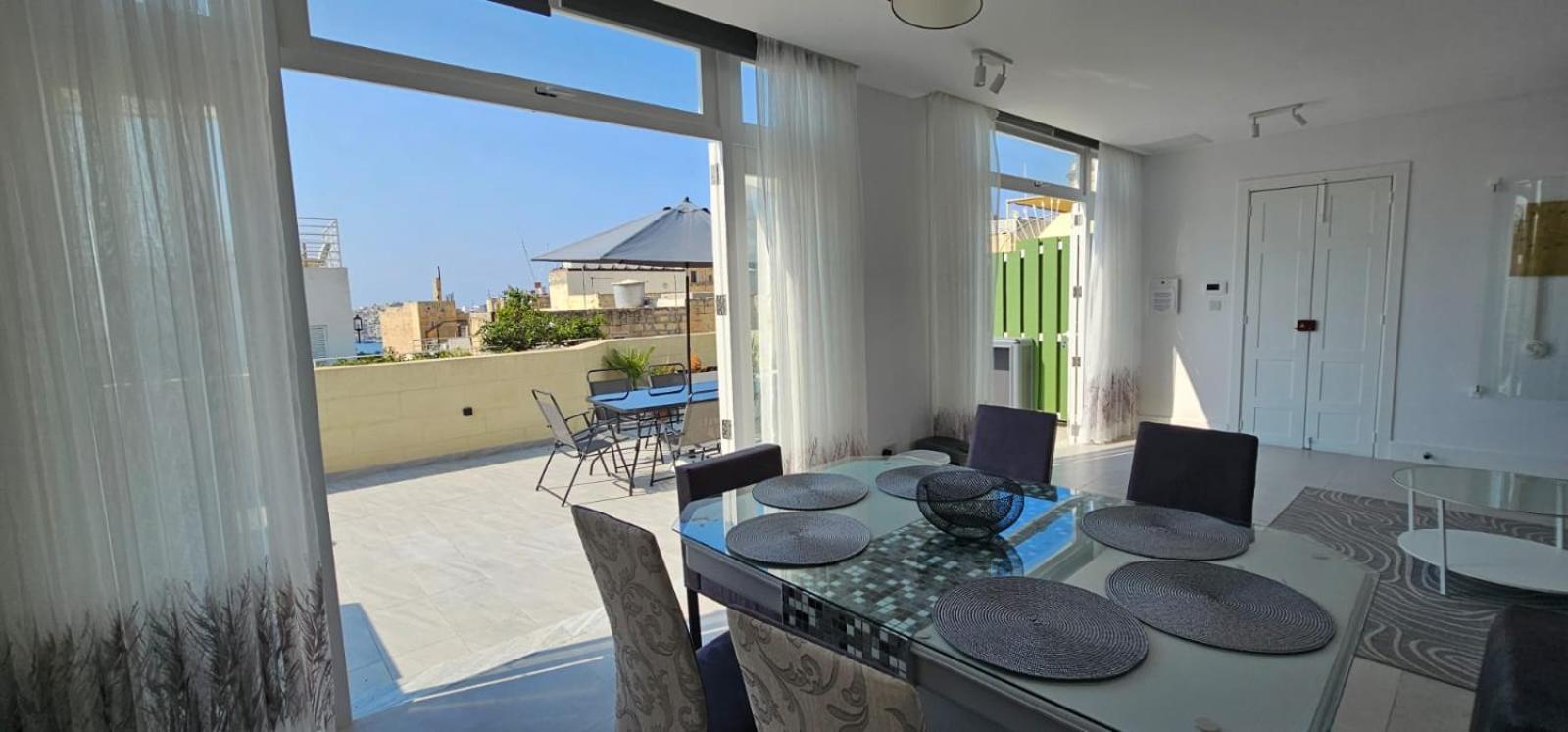 Apartment Penthouse Cathedral And Seaview Terrace *