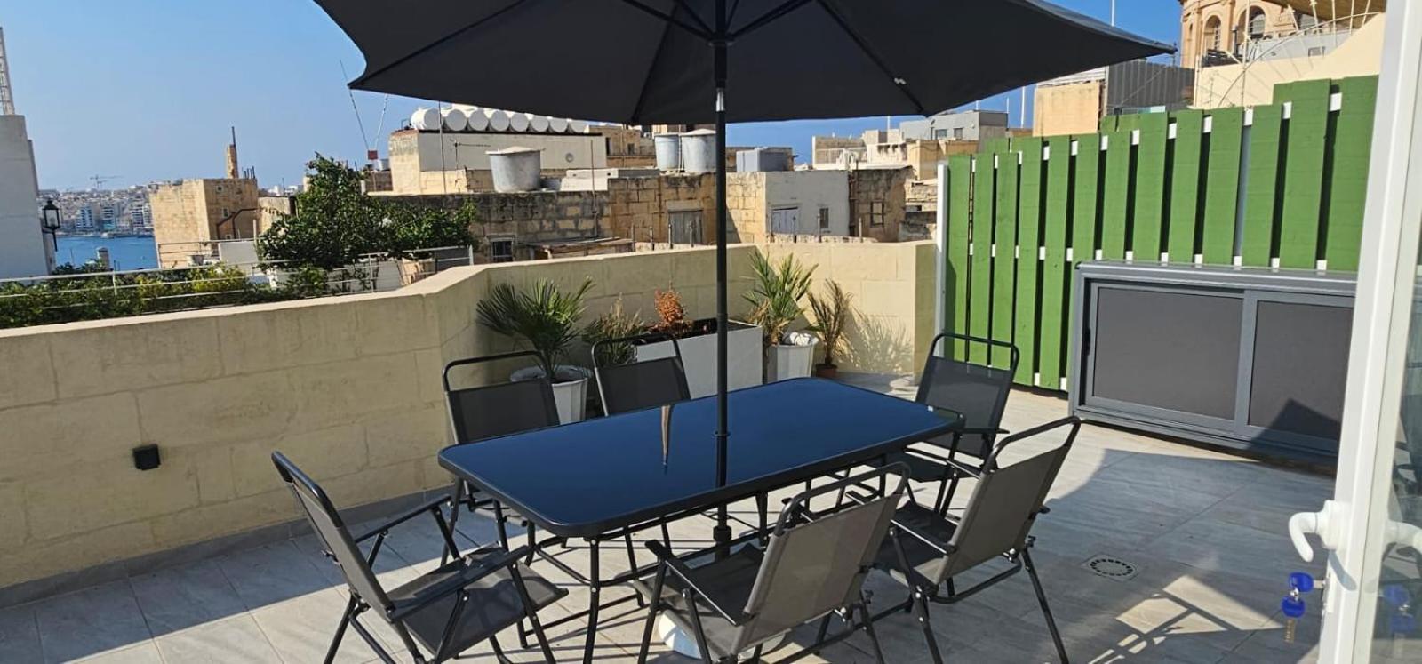 Penthouse Cathedral And Seaview Terrace Apartment