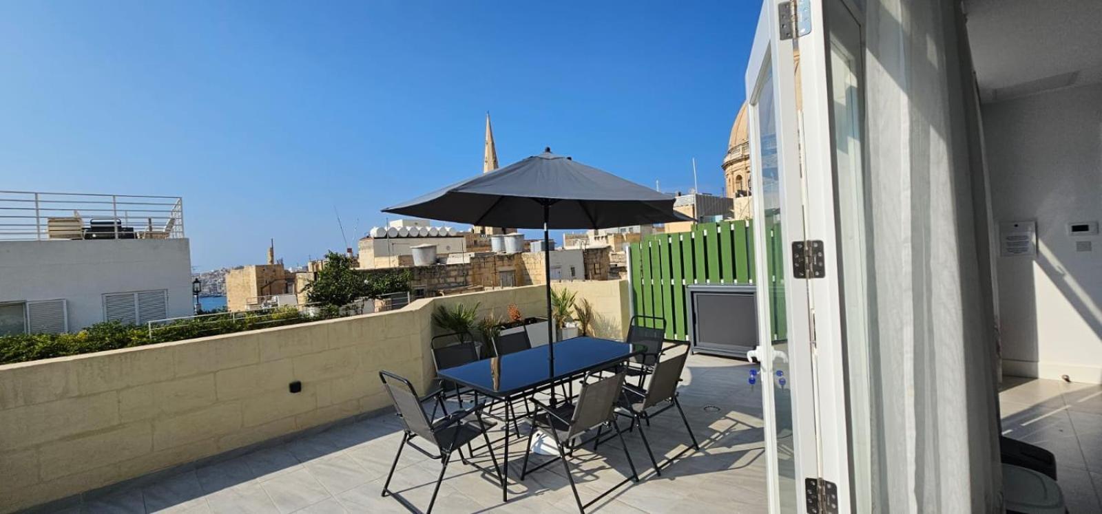 Penthouse Cathedral And Seaview Terrace Apartment Valletta