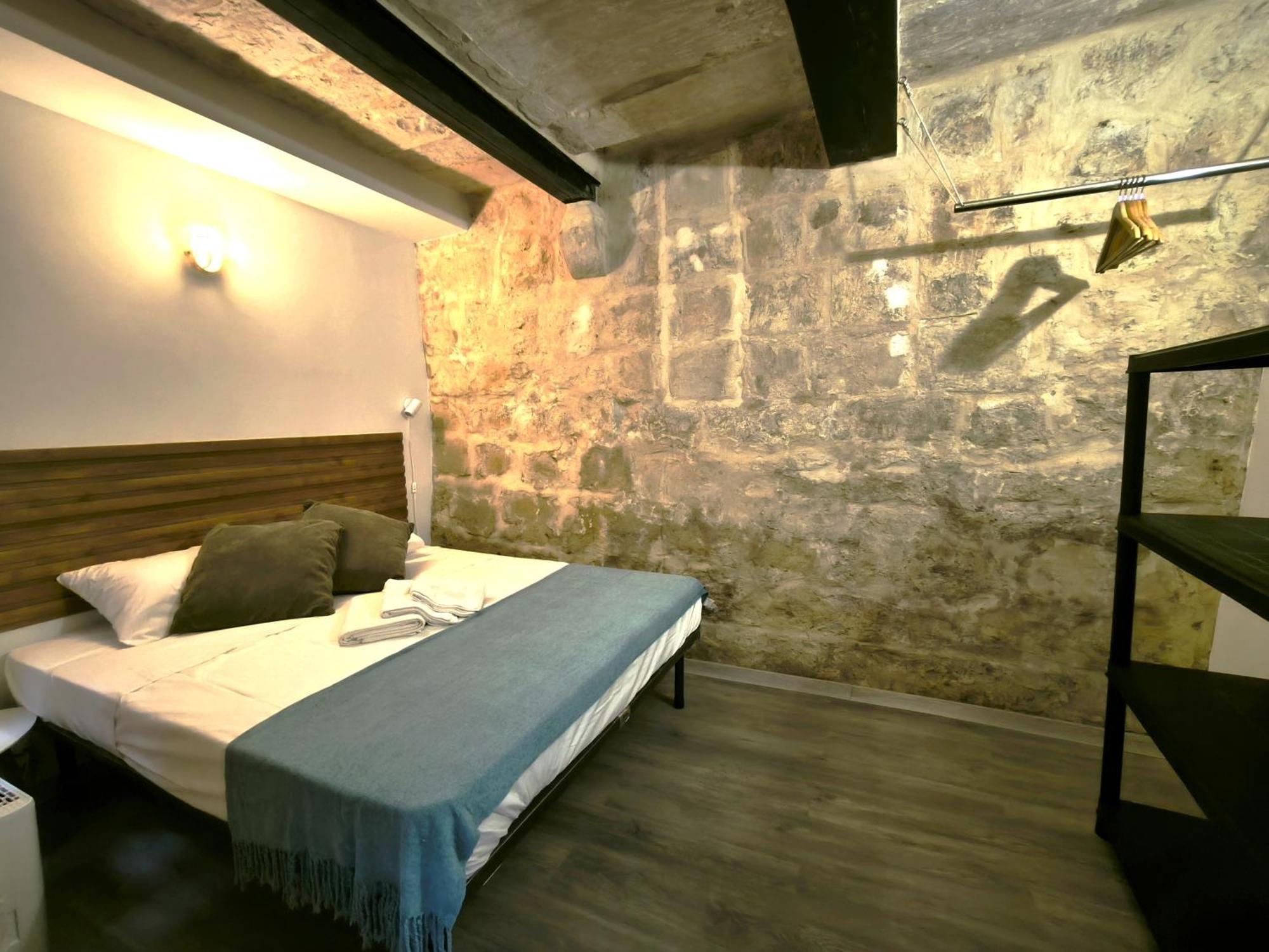 Stunning 3 Bedroom Town House Apartment Valletta