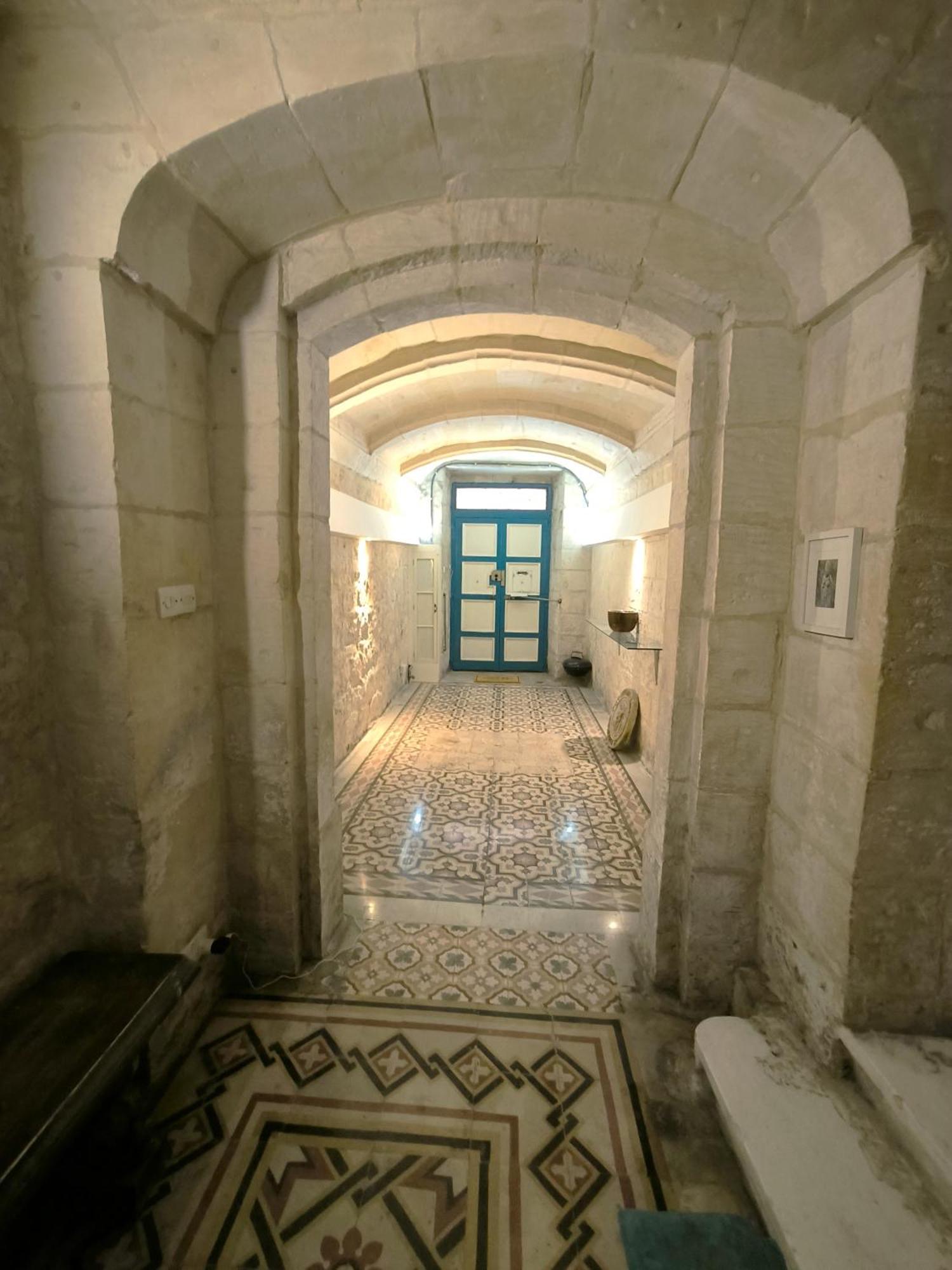 Apartment Stunning 3 Bedroom Town House Valletta