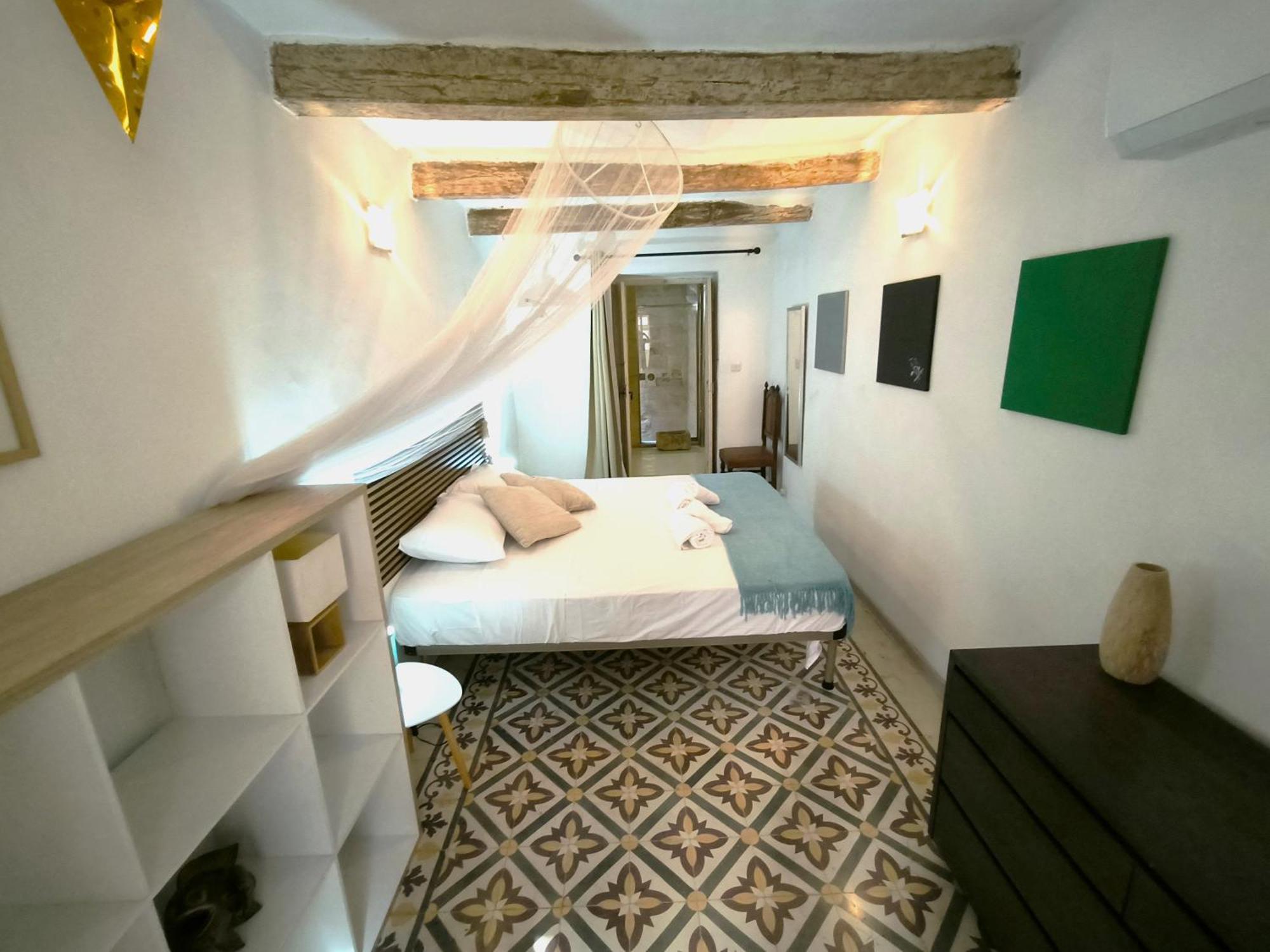 Stunning 3 Bedroom Town House *