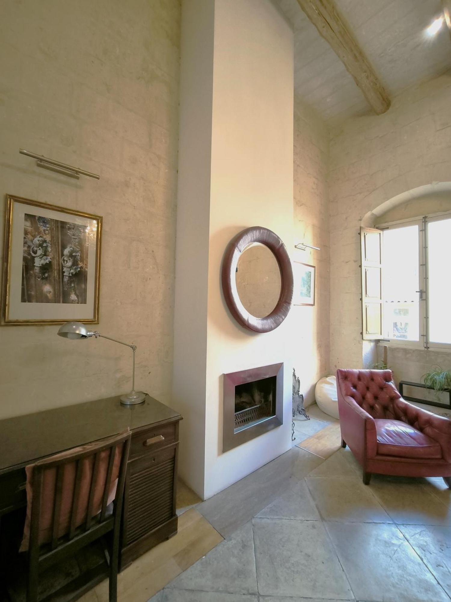 Apartment Stunning 3 Bedroom Town House