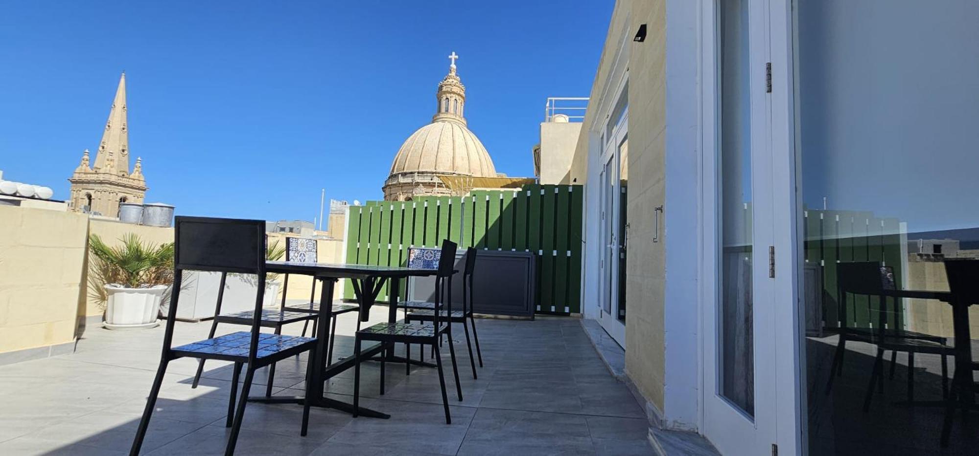 Penthouse Cathedral And Seaview Terrace * Valletta