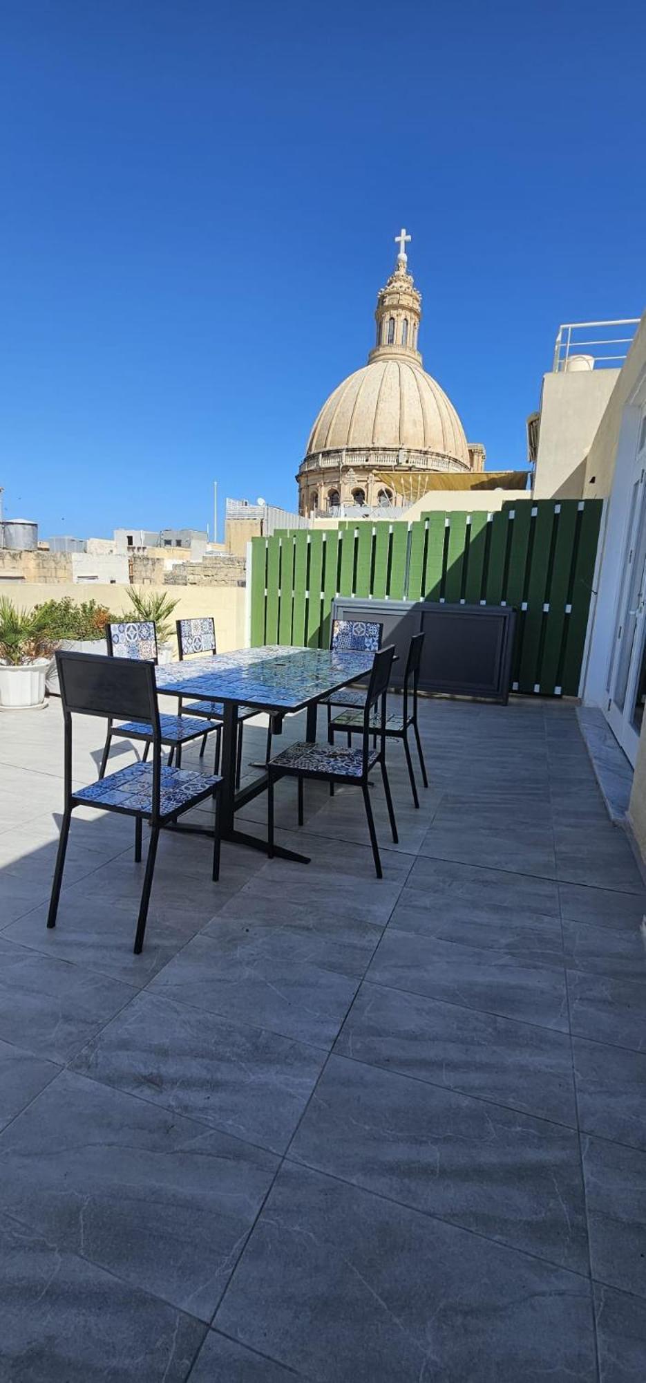 Penthouse Cathedral And Seaview Terrace *