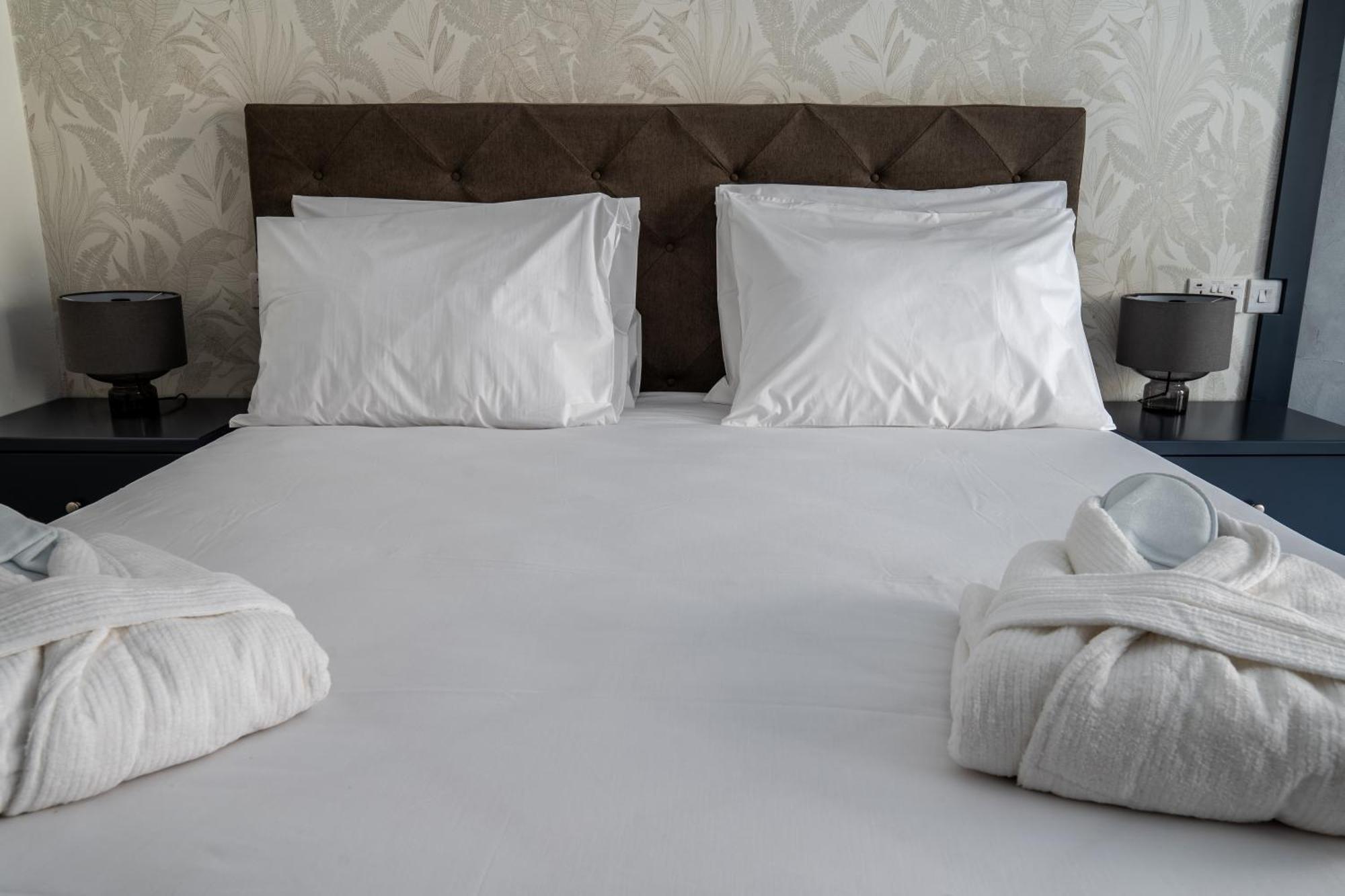 The Republic Boutique 4*