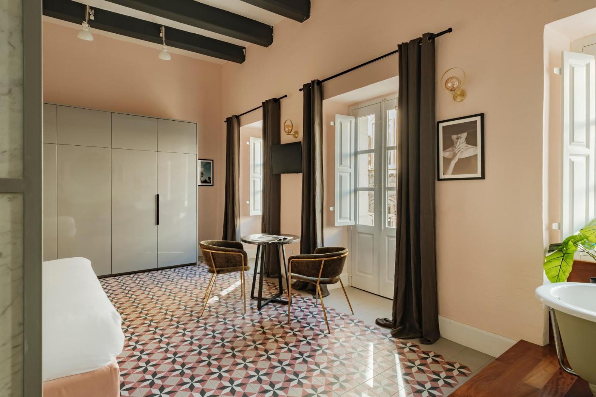 Apartment 136 Old Bakery *