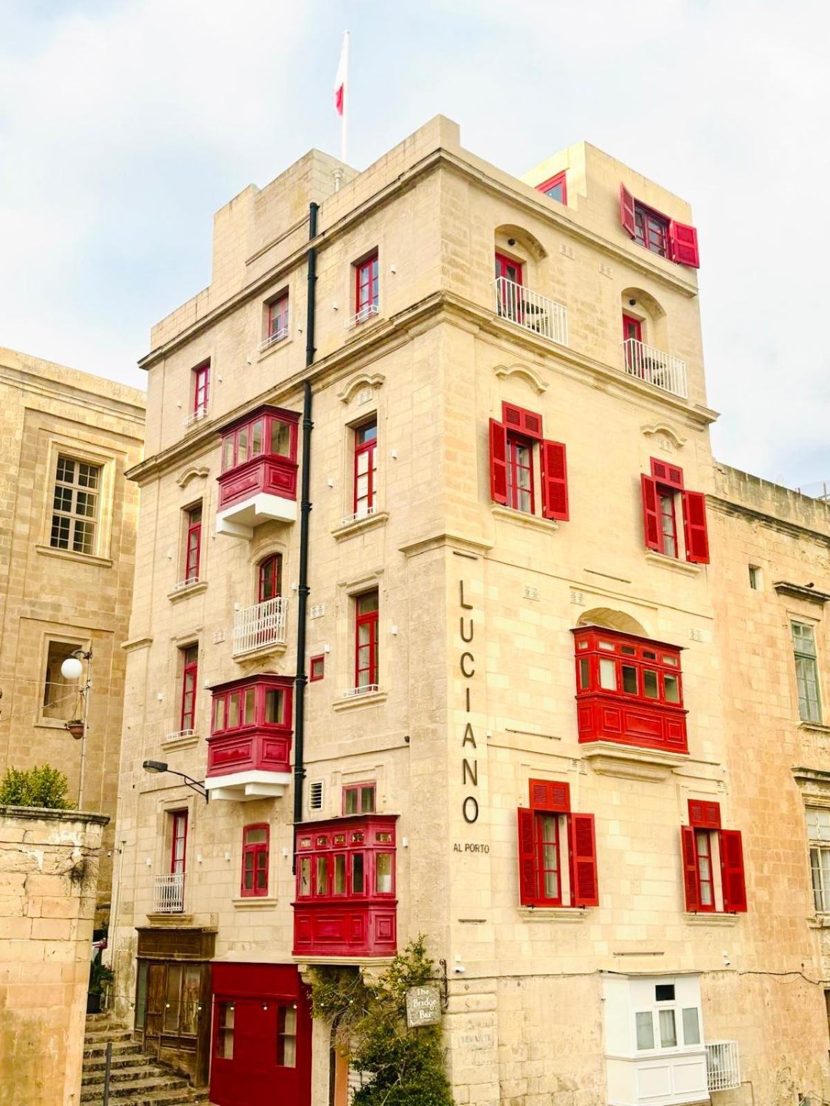 Luciano Al Porto Boutique Valletta