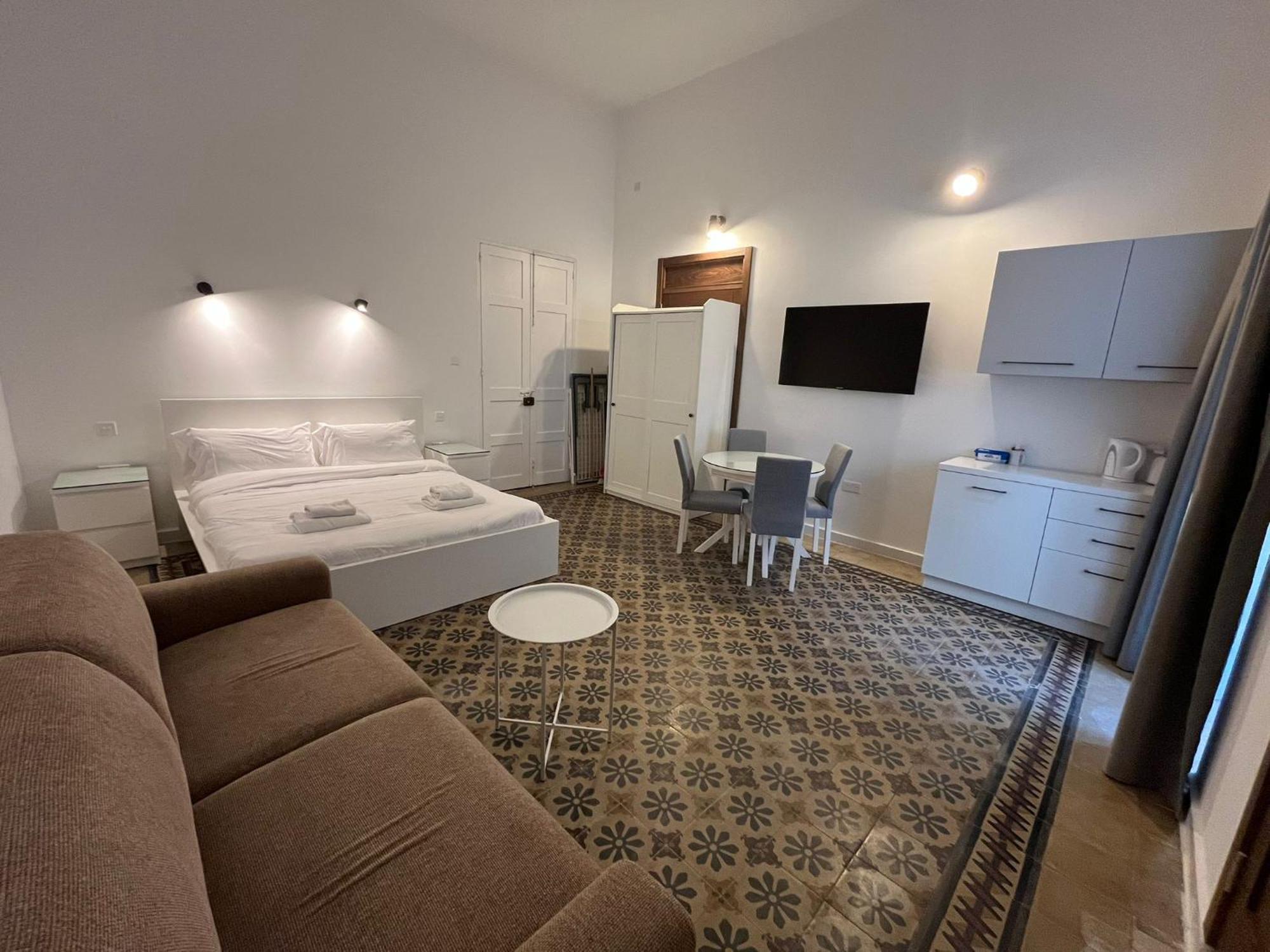 The Old Mint 3 * Valletta