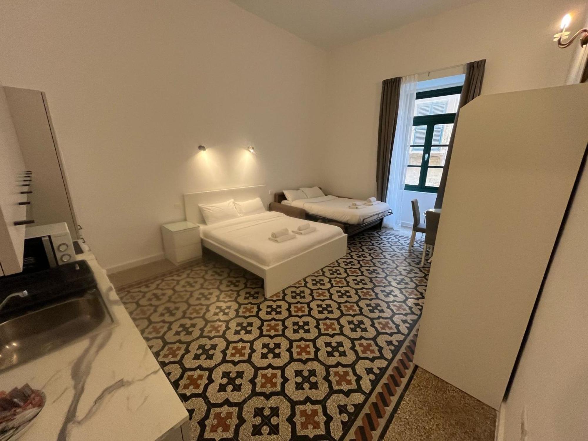 The Old Mint 4 * Valletta
