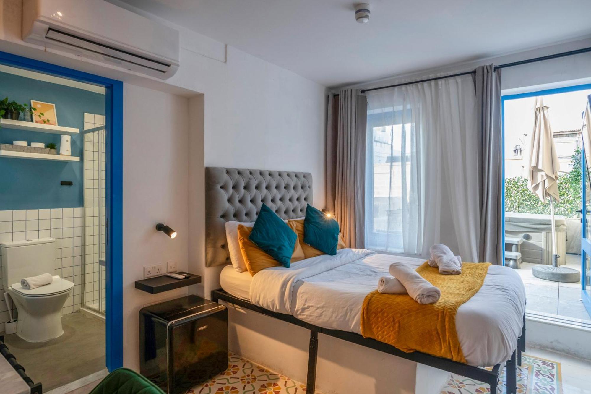 Mandera's Boutique & Dorms Guest house