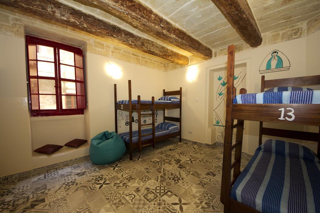 Vallettastay Shared (adults Only) *