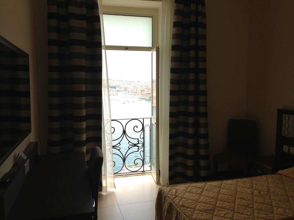 Grand Harbour Valletta