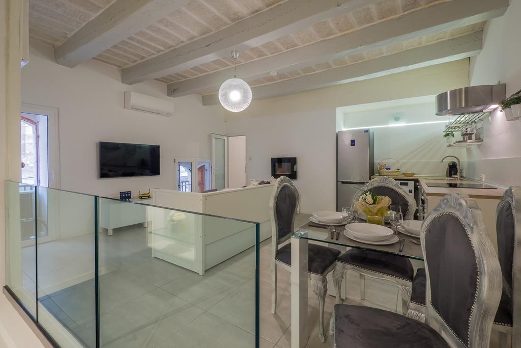 Capital City Suites * Valletta