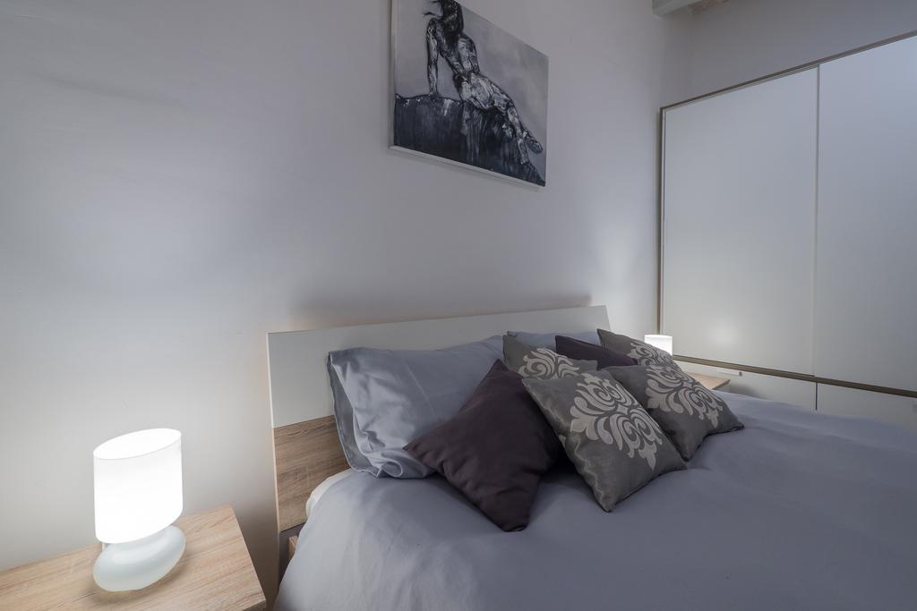 Capital City Suites *