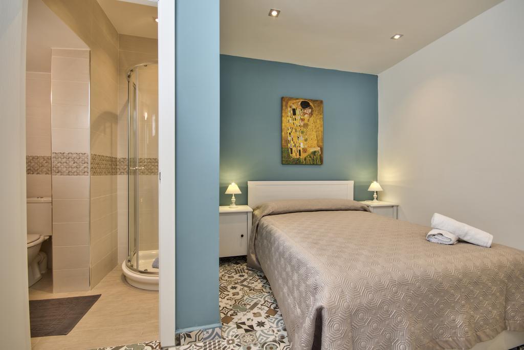 Apartment Luxe 3-bedroom Duplex Penthouse With Sea View Terrace And Jacuzzi Valletta