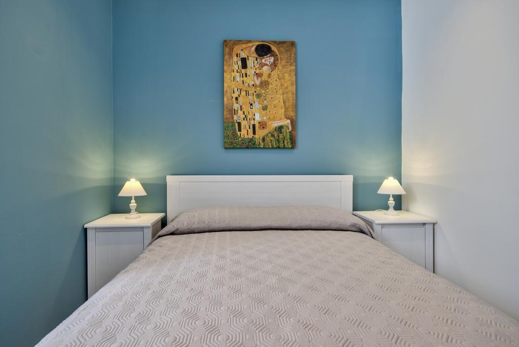 Luxe 3-bedroom Duplex Penthouse With Sea View Terrace And Jacuzzi * Valletta