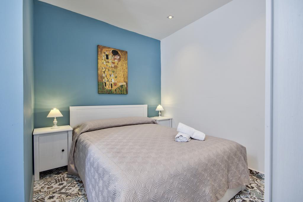 Luxe 3-bedroom Duplex Penthouse With Sea View Terrace And Jacuzzi Apartment Valletta