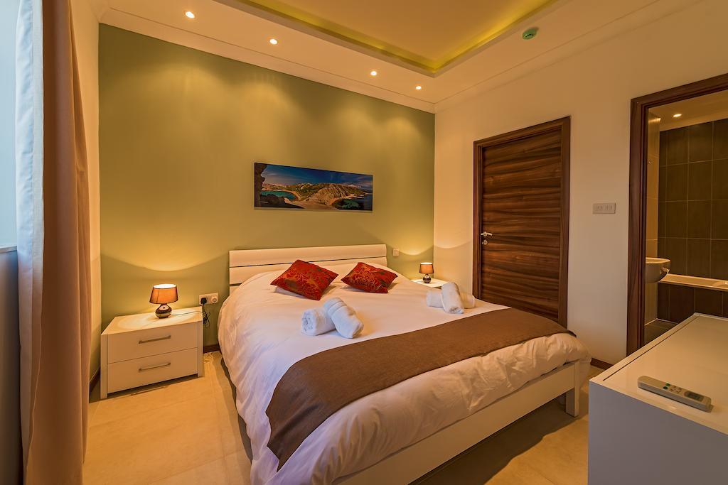 Merisi Aparthotel Valletta