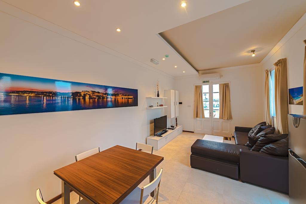 Merisi Aparthotel 2*