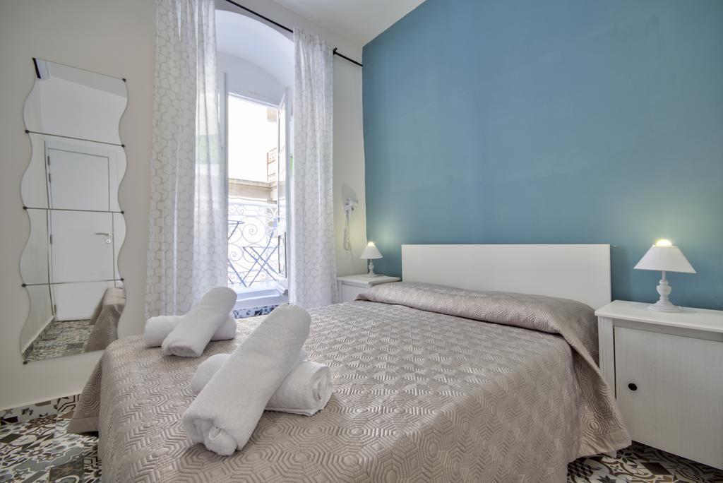 Central Two Bedroom * Valletta