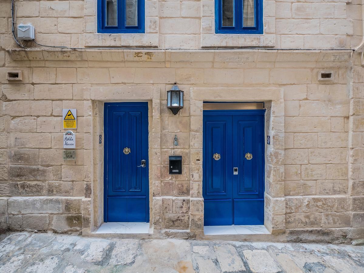 Ajkla Mansion