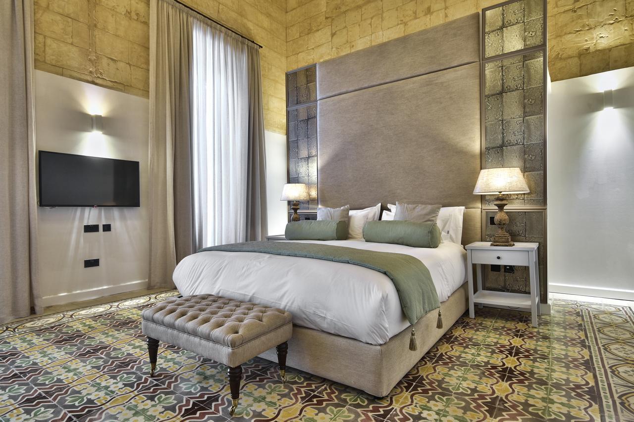 66 Saint Paul's & Guest house 4*