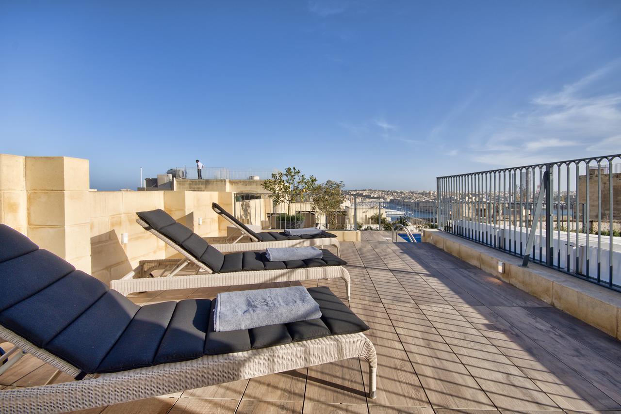 66 Saint Paul's & Valletta