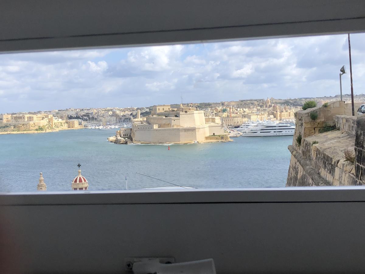 Harbour View *