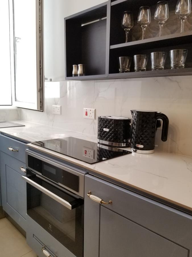 88, Boutique Escape Valletta