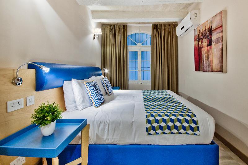The British Hotel 3*