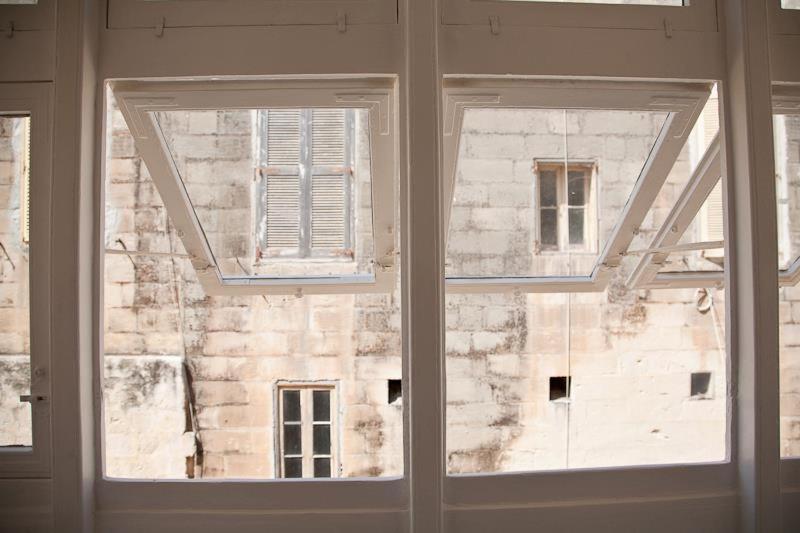 Vallettastay Golden Seed Valletta