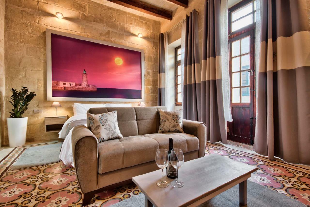 Laparelli Suites: Luxury 3 Guest house
