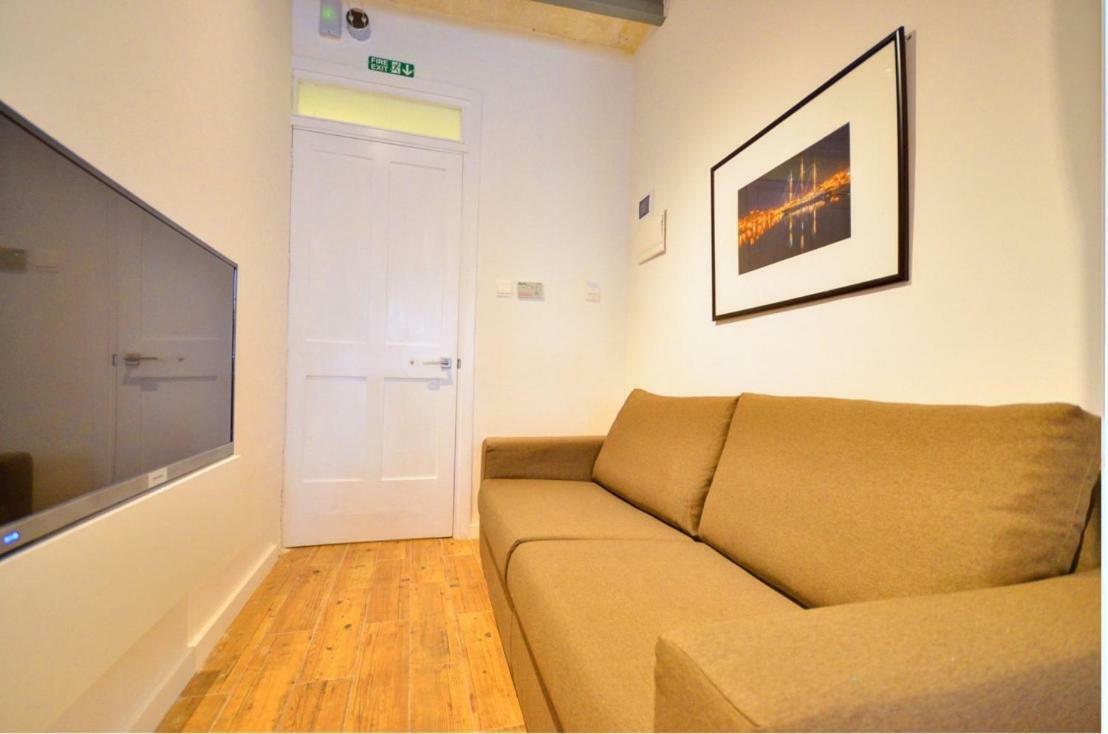 West Street Duplex Valletta