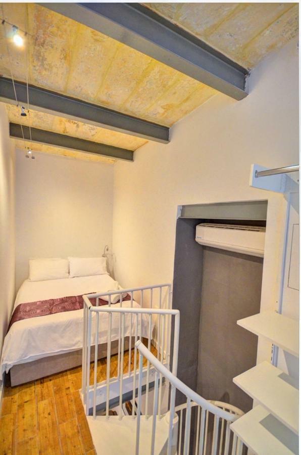 West Street Duplex Valletta