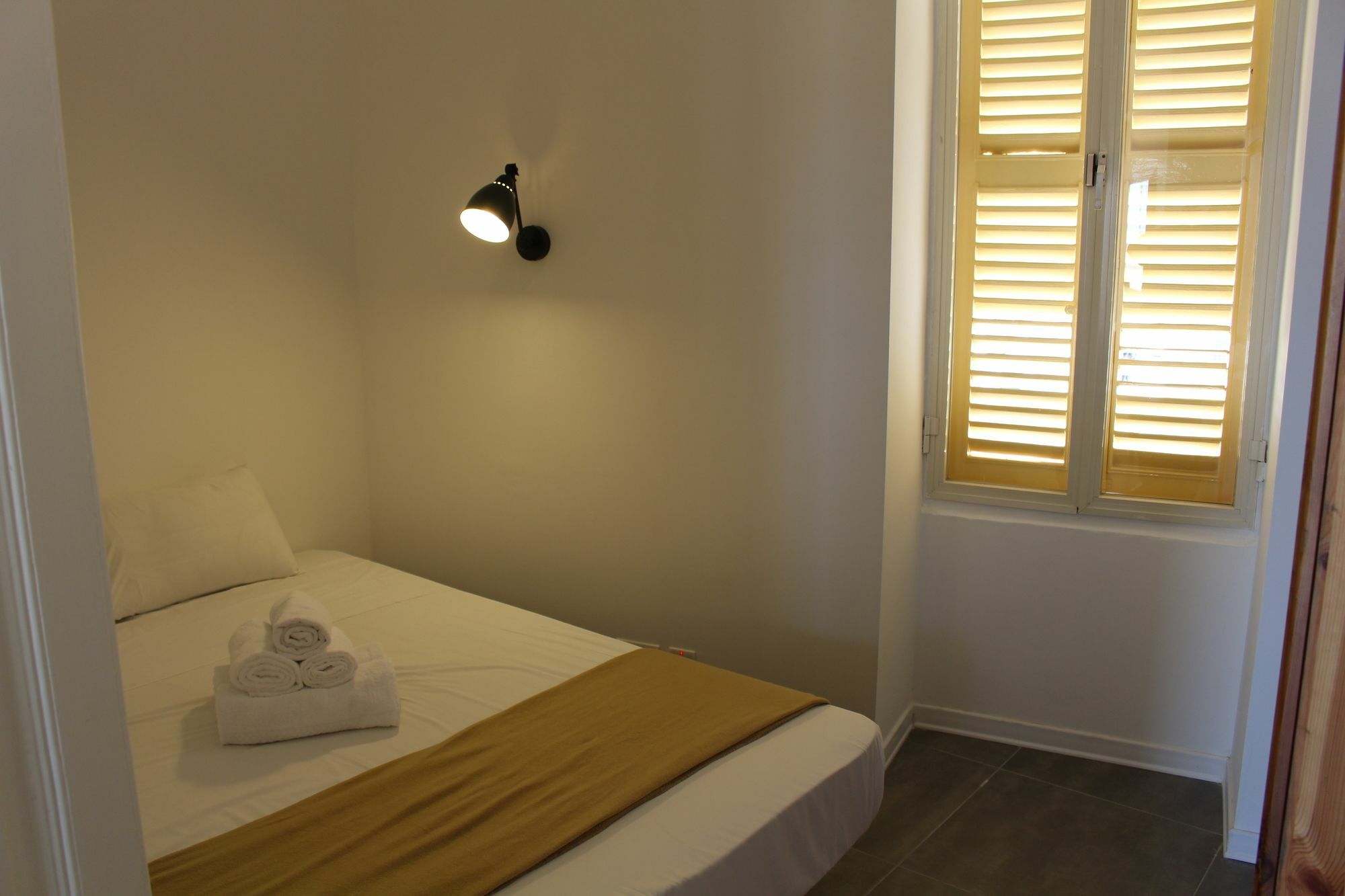 Boutique Living Standard Apts Apartment