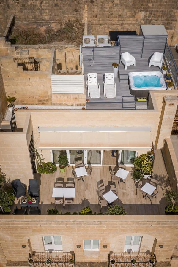 Tano's Boutique Valletta
