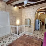 Bakers Hideout - Lovely 1 Bedroom Rental Unit