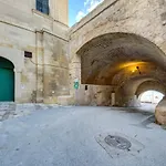 Sally Port 32