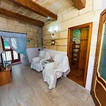 Valletta Traditional Townhouse