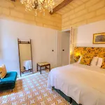 Traditional & Chic 2 Bedrooms In Valletta Imcd1-1