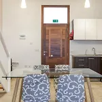 Charming, Designer 1 Bedroom Valletta Loft By 360 Estates