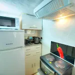 Charming 3 Storey Apartment In Valletta Centre, Ngri1-1
