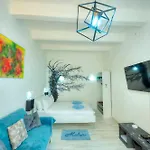 Charming 3 Storey Apartment In Valletta Centre, Ngri1-1